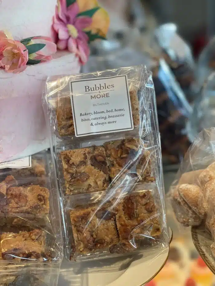 Huisgemaakte boterkoek walnoot-kaneel | 12 stuks