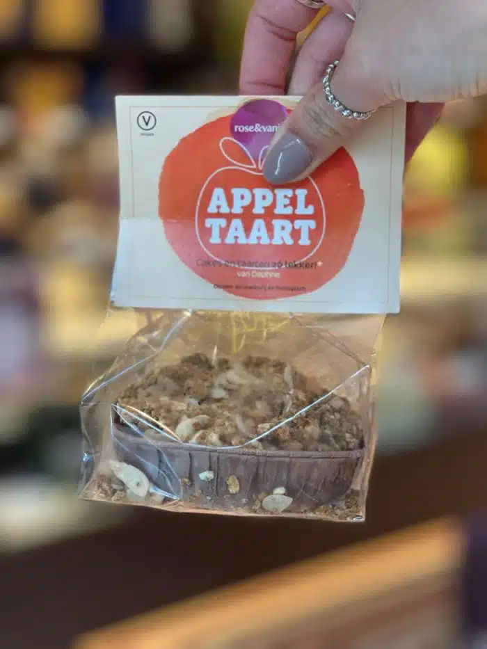 Glutenvrij, vegan en melkvrij appeltaartje | Rose & Vanilla