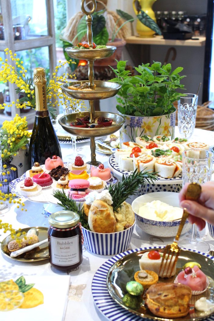 brasserie bubbles & more high tea