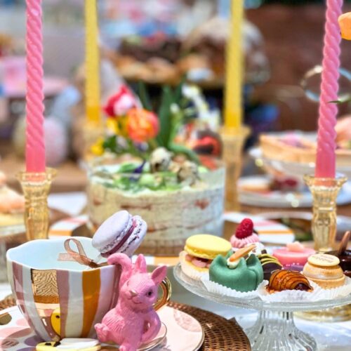 Wij dekken jullie tafel thuis met alle liefde. Reserveer het via de webshop en we nemen verder contact op