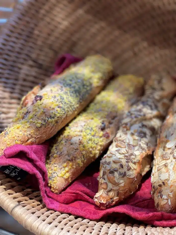 Superfood baguette spelt-chia-cranberry