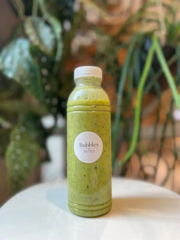 Smoothie spinazie, mango, yoghurt, banaan, sinaasappel
