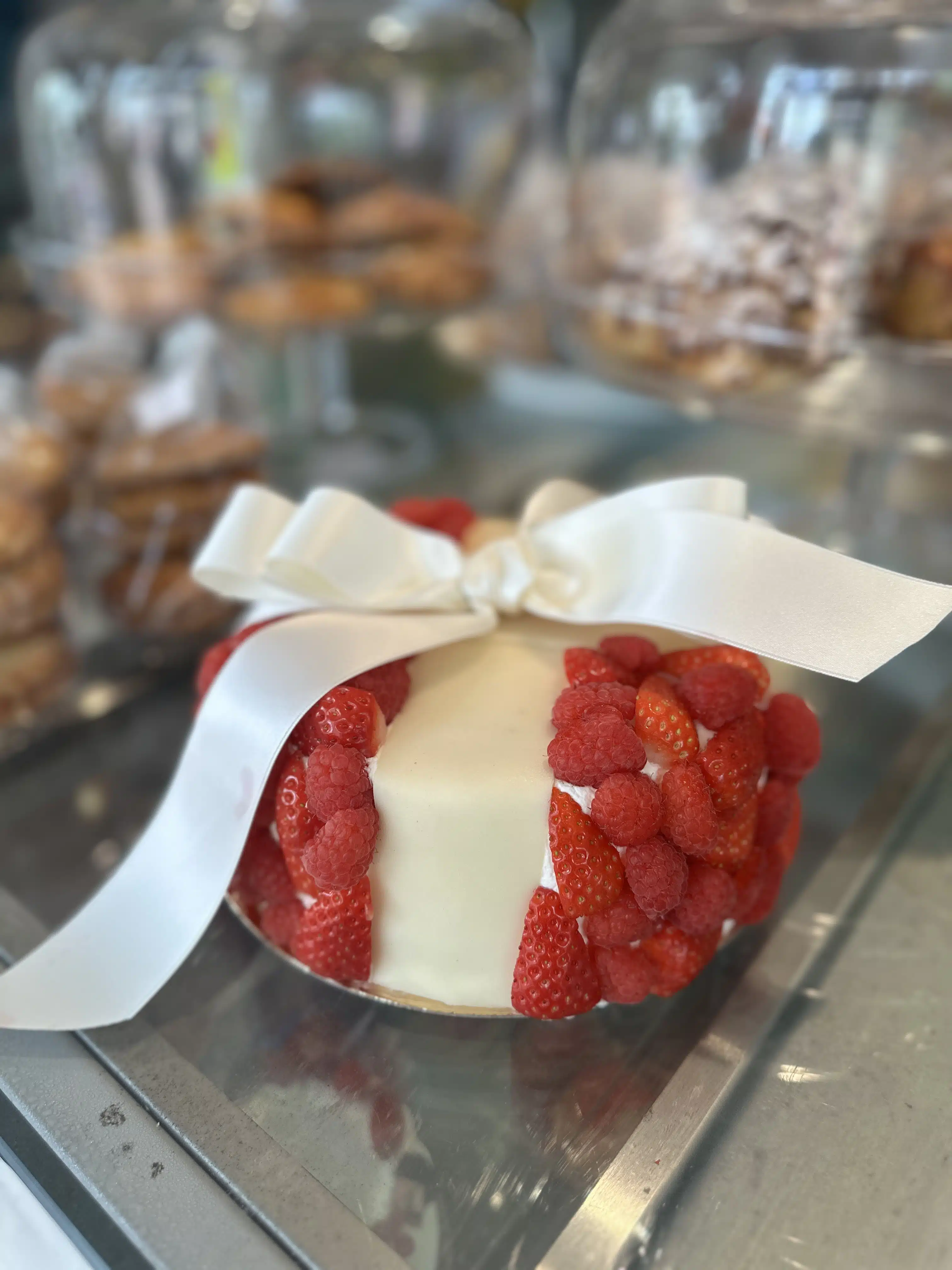 Frambozen taartje met strik - Afbeelding 5