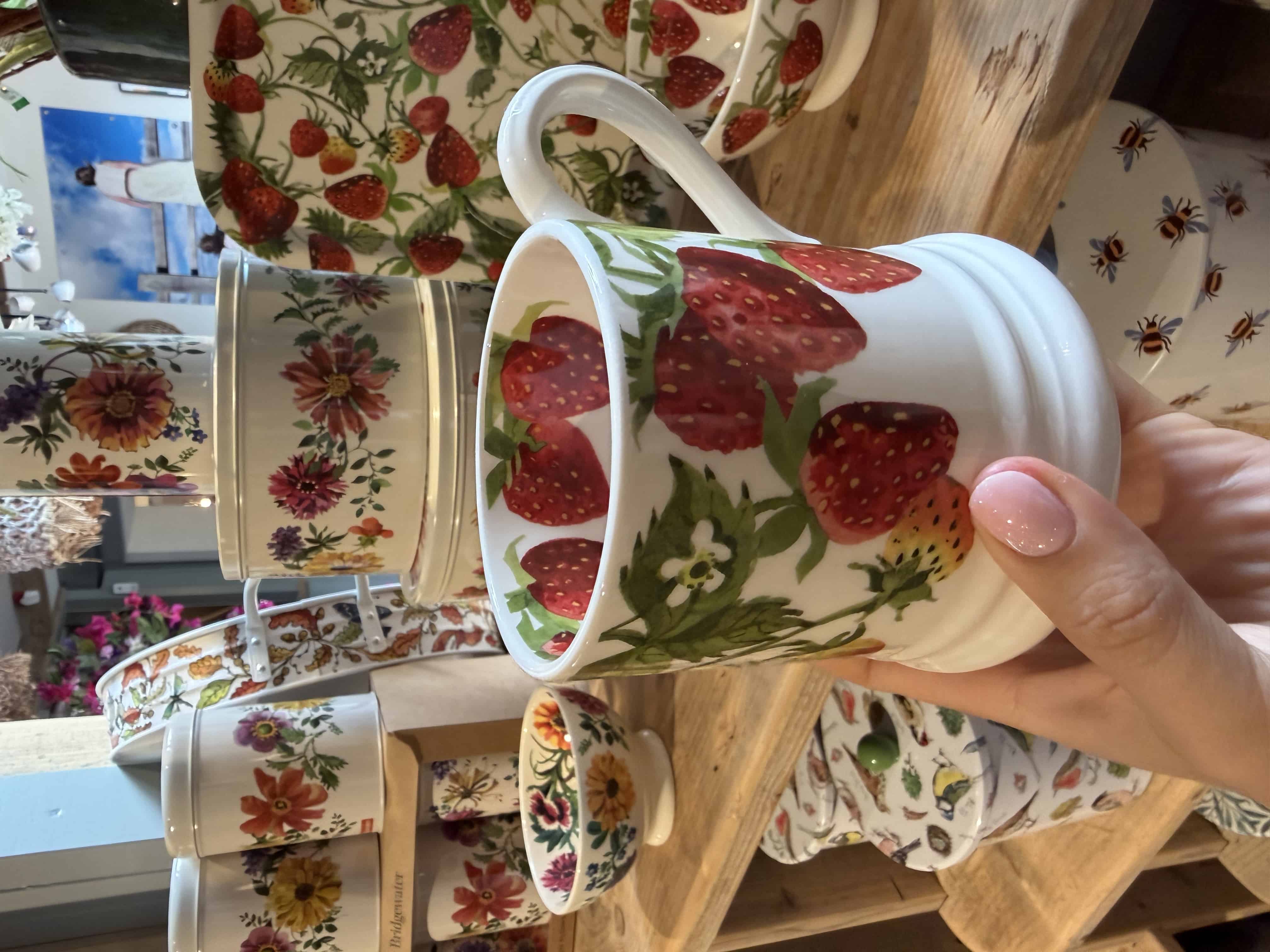 Strawberries 1/2 Pint Mug